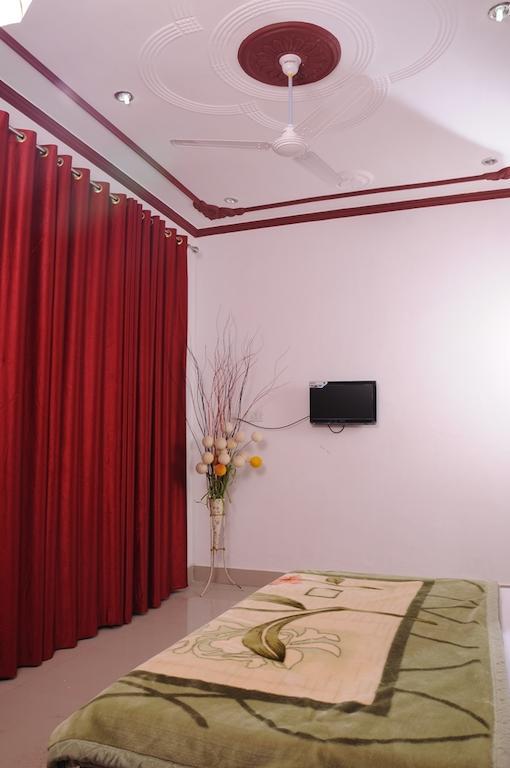 Hotel The Raj Palace Bharatpur Exterior photo